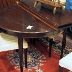 44 8174 DINING TABLE